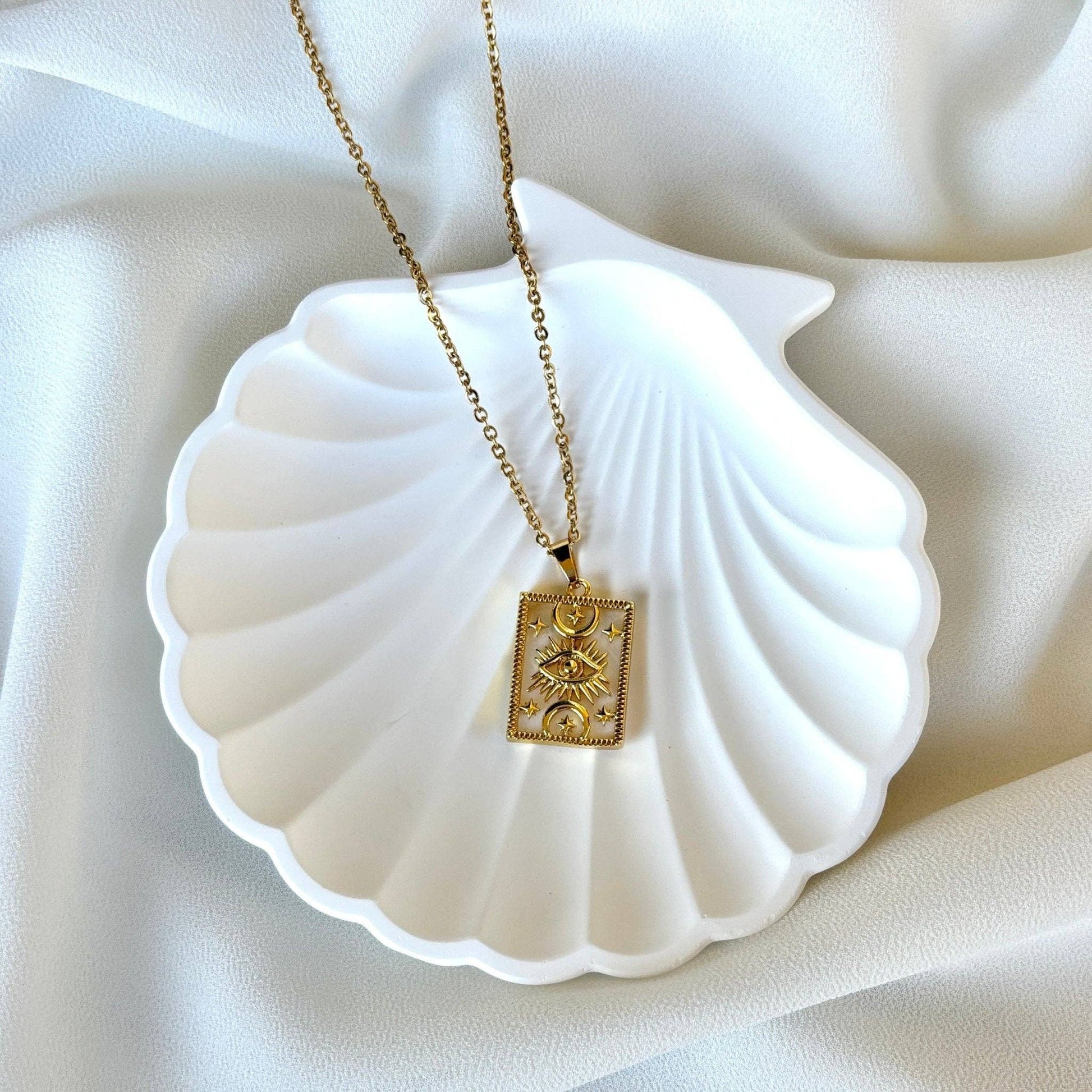 Pearl Protector necklace