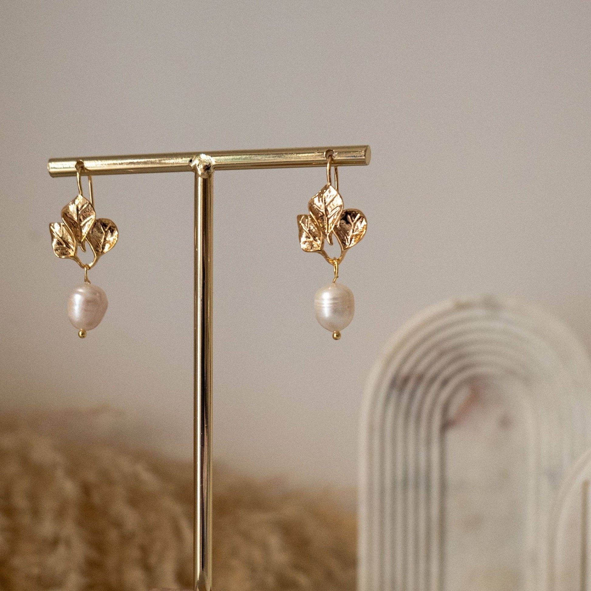 Pearl drop earrings